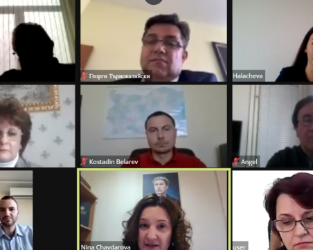 Градският съвет на БСП: След подмяната на листата, Нинова носи цялата отговорност за изборите