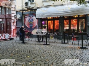 ОБЗОР: Полиция тръгва по заведенията в Пловдивско, увеличават се пациентите в болниците под тепетата