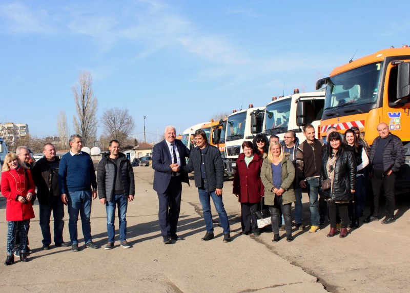 Зико с висока оценка за работата на почистващите екипи в Пловдив