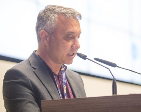 Доц. Георгиев: Дано г-н Костов схване, че политическата и юридическа арогантност, не водят до нищо добро