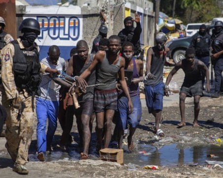 Масово бягство от затвора в Хаити! Десетки са загинали