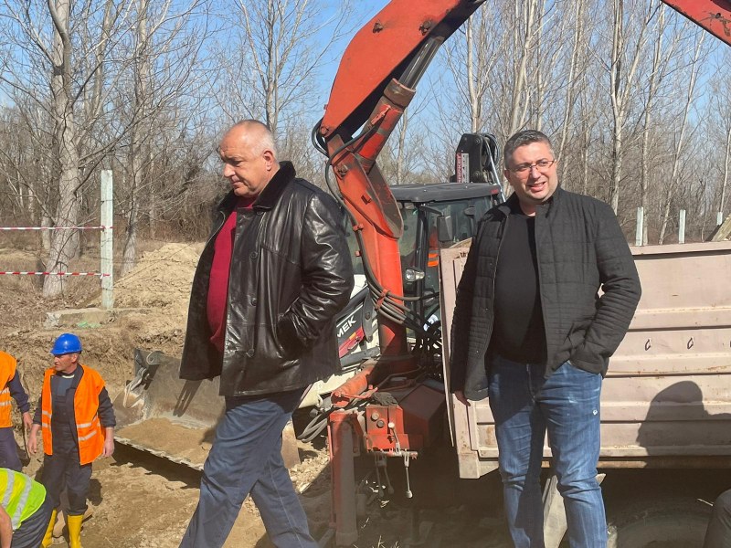 Бойко Борисов в Брестовица: Трябва да запазим и лозята, иначе ще ни избият с камъни