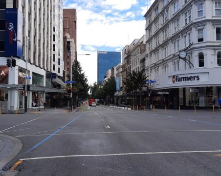 Изолираха най-големия град в Нова Зеландия заради неизвестен вид на COVID-19