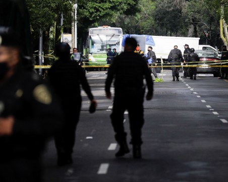 Най-малко 11 души бяха убити при стрелба по време на парти в Мексико