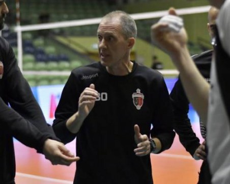 Владимир Орлов поема националния отбор на Украйна, ще води Локо до края на сезона