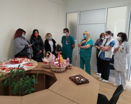 Деца изненадаха медиците от УМБАЛ 