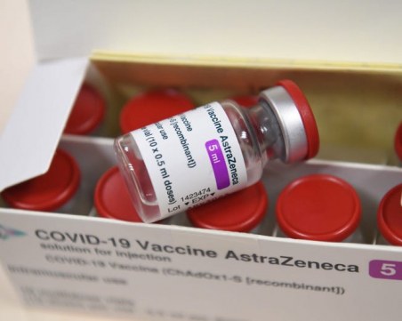 Проучване показа как пази АстраЗенека и Пфайзер възрастните хора след първата игла