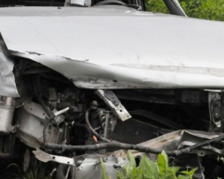 След катастрофа: 19-годишен нападна шофьор край Велинград