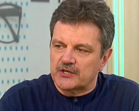 Д-р Симидчиев: Вече можем да контролираме пандемията, но трябва да дадем време на ваксините