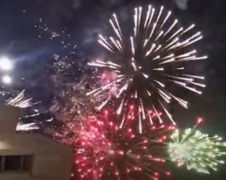 Красива заря в небето над Пловдив на Националния празник