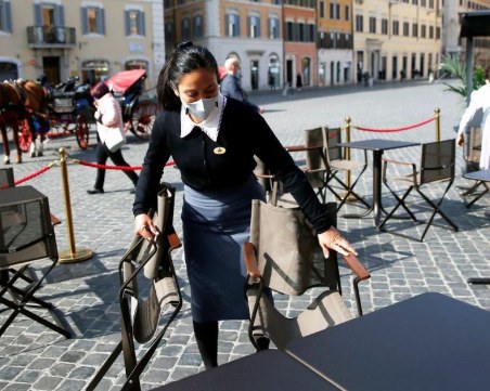 Нова карантинa заплашва Италия заради много новозаразени с COVID-19