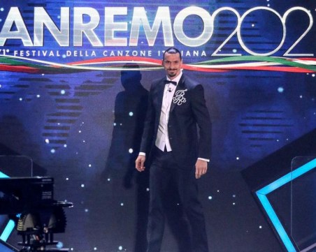 Златан Ибрахимович се качи на мотор, за да стигне навреме на фестивала Санремо