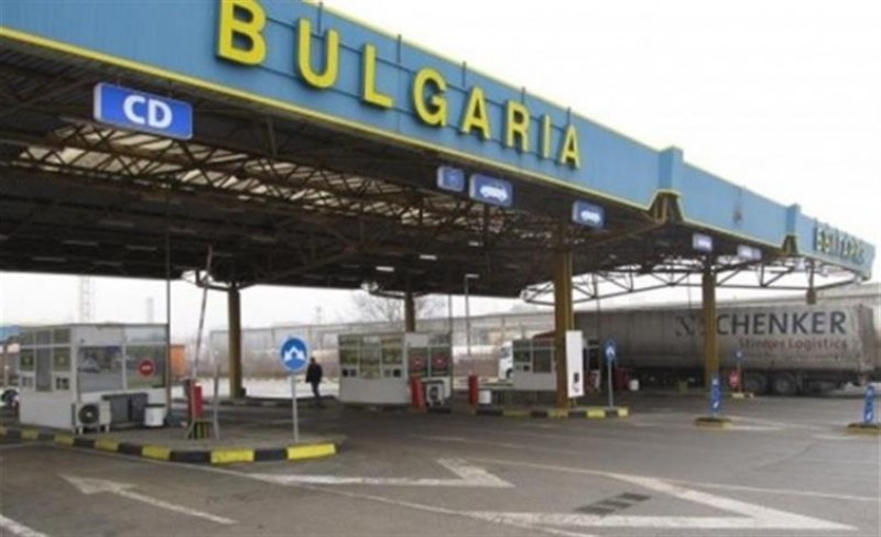 Петима опитаха да влязат в България с фалшиви тестове за COVID-19