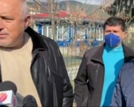 Бойко Борисов във Велинградско: Кметът нахалства непрекъснато, тормози ме с есемеси