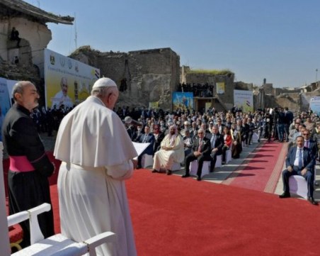 Папа Франциск посети опустошения от 