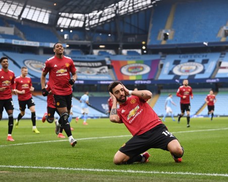 Юнайтед спря победната серия на Сити