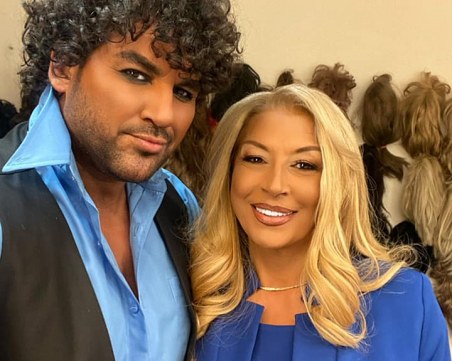 Азис към майка си: Хванала за ръка малкото си циганче, ти беше горда майка!