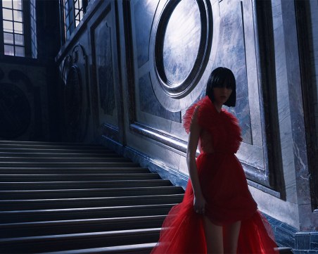 Магнетични лунни сцени: Dior представи колекцията си 