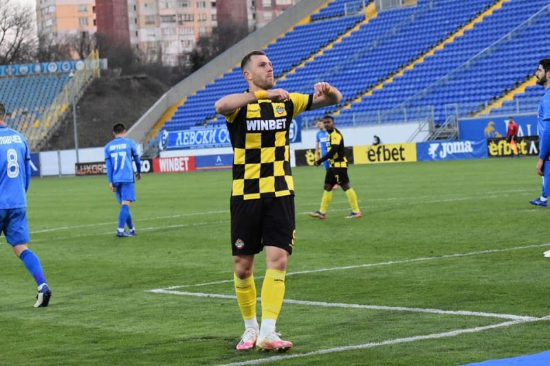 Атанас Илиев със страхотни постижения след мача с Левски