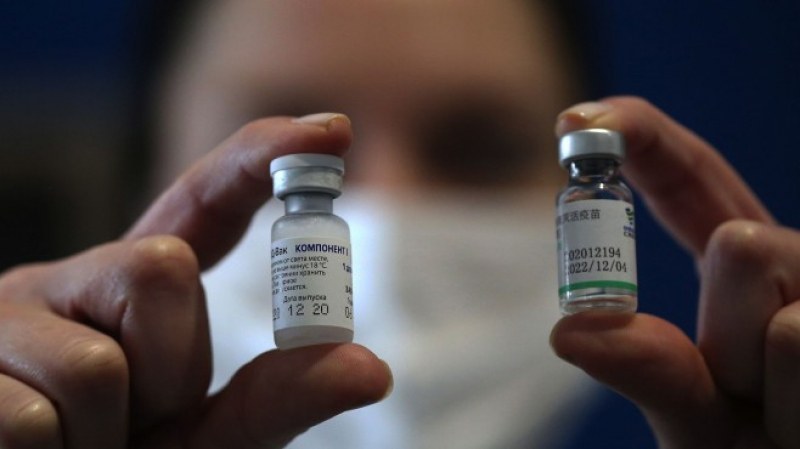 ЦИК пита здравните власти могат ли да се ваксинират застъпниците на изборите