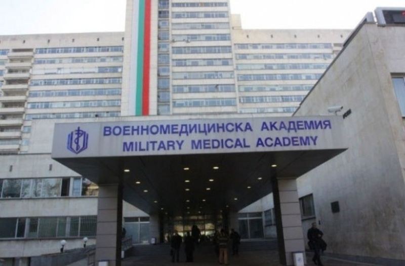 Мъж се обеси с колан, друг скочи от 11-ия етаж на болница в София