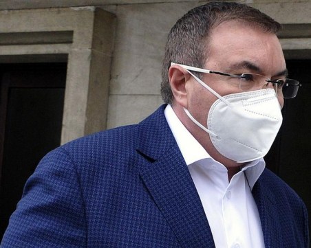 Проф. Ангелов: Търпението на всички е изчерпано