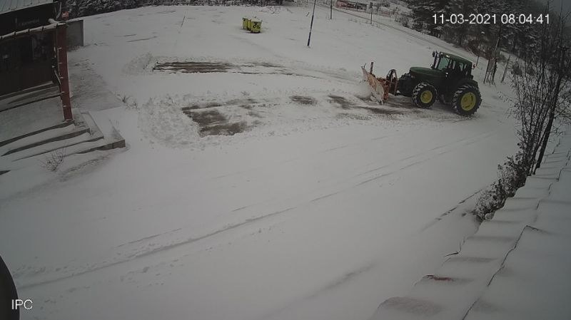Снежна приказка на хижа Здравец и Пампорово