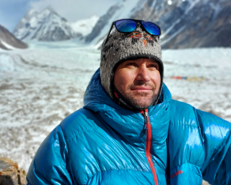 Приятелката на Атанас Скатов: Вместо рожден ден, трябва да приемем, че завинаги ще остане на 42 години