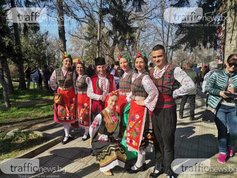Участници на кукерското шествие: Вирусът е преходен, а традициите са вечни