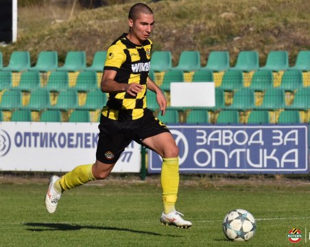 Двама от Ботев в младежкия национален отбор