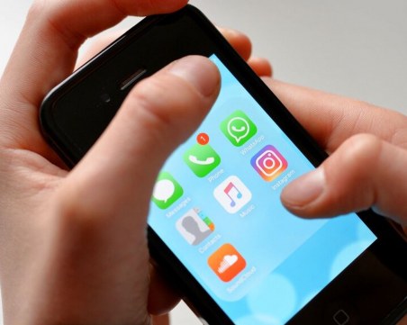 Instagram ще позволи на тийнейджъри да блокират съобщенията на възрастни