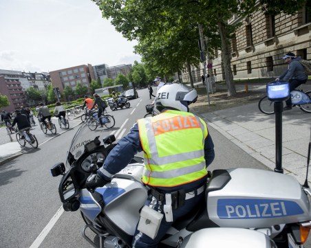 Кола се вряза в пешеходци в Лайпциг, има загинали