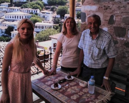 Откриха мъртво четиричленно семейство в Анталия