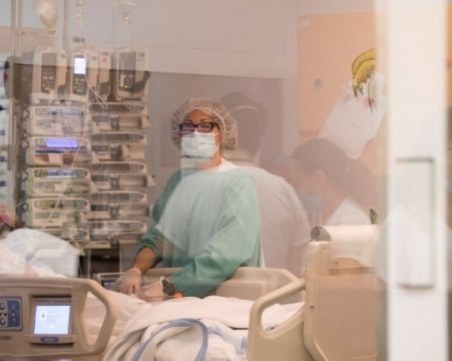 Почина жена в кома с COVID-19, наскоро родила близнаци