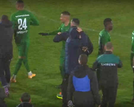 Сериозно напрежение и червени картони след Лудогорец - Локо