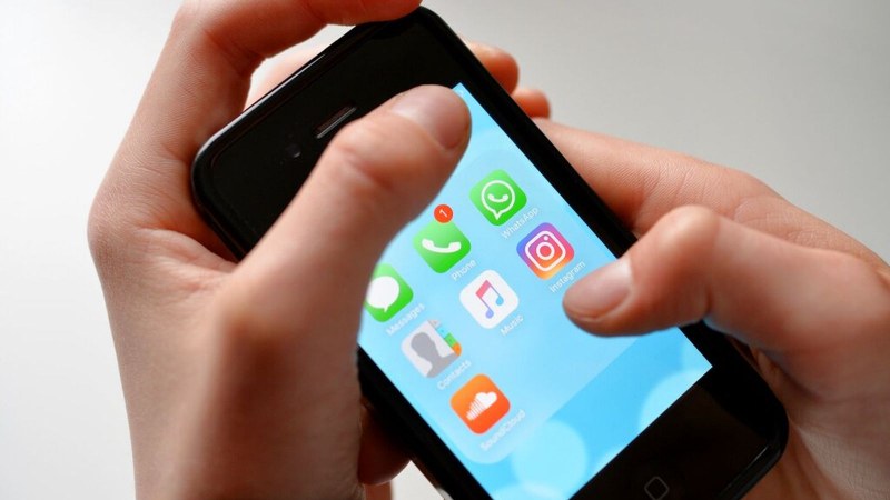 Instagram ще позволи на тийнейджъри да блокират съобщенията на възрастни