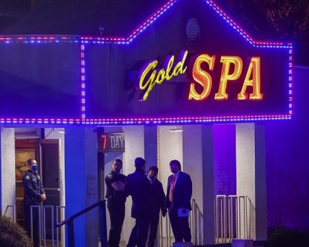 Убийствата в Атланта: Подозират расистка атака срещу азиатци заради Covid-19