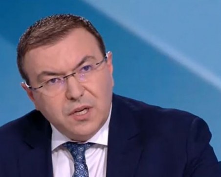 Проф. Ангелов: Аутопсията доказа, че няма връзка между ваксинацията и смъртта на жената в Пловдив