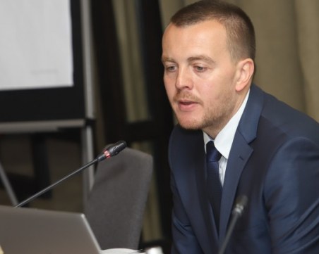 Петър Ганев: Новият локдаун ще удари жестоко бизнесите, отворени преди две седмици