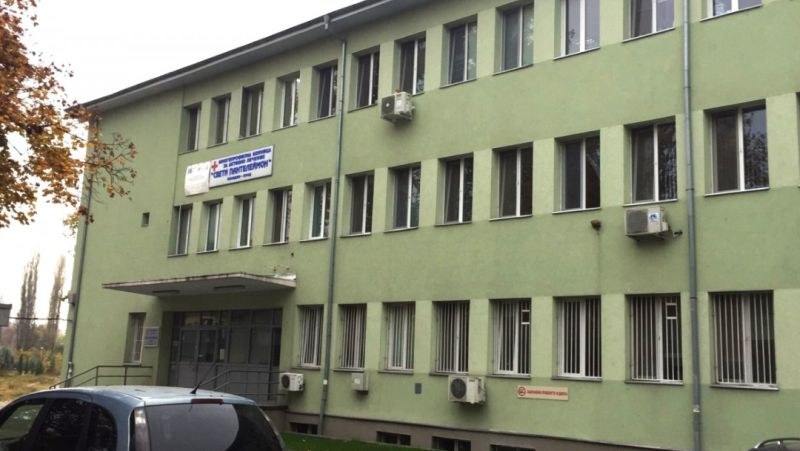 Общинска болница в Пловдив набира доброволци за COVID отделението си