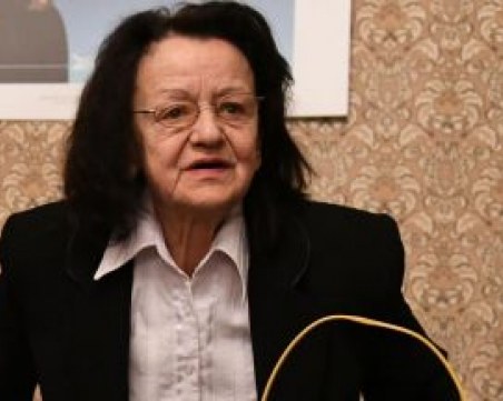 Почина майката на Андрей Баташов