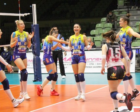 Марица победи категорично Казанлък Волей