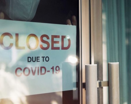 Старт на локдауна! 10 дни без училище, заведения, молове и големи магазини