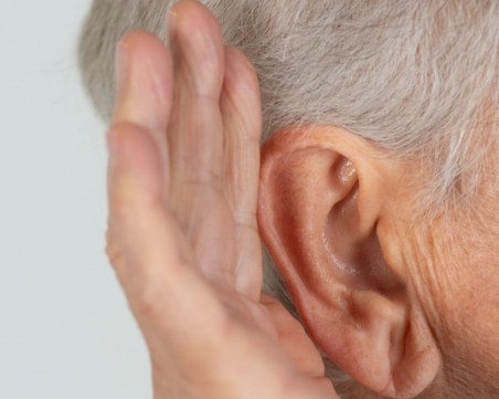 Изследване: Загуба на слуха, шум в ушите и световъртеж може да са свързани с Covid-19