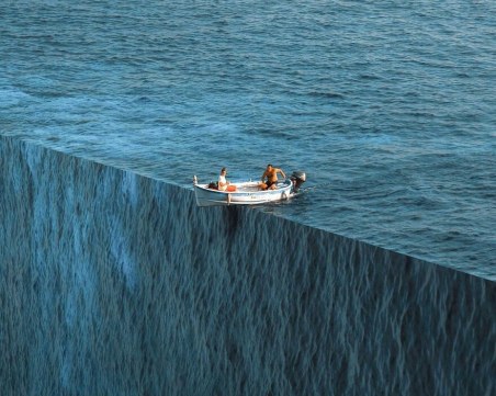 Земята е плоска: Леко да не паднеш, че си на ръба