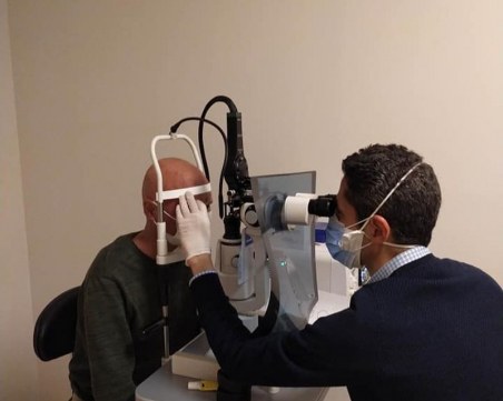 Спасиха 2% от зрението на Венци от Карлово! Нужни са му специални очила, за да може да се обслужва сам