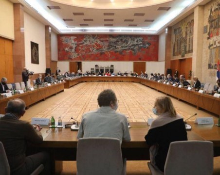 Влизането в Сърбия без PCR тест - само за ваксинирани