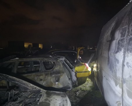 Прокуратурата пое палежа на такситата на Мариян Киров в Ягодово