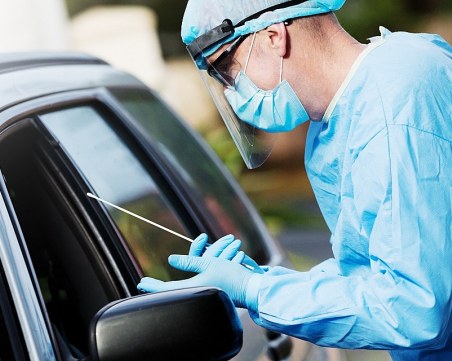 Великобритания започва да тества с 20-секунден тест за коронавирус