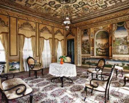 Разходете се в една от най-красивите къщи в Пловдив